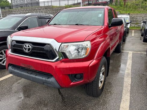 Used 2012 Toyota Tacoma 4x4 Access Cab w/ SR5 Pkg image 3