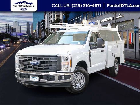 New 2026 Ford F250 XL w/ XL Chrome Package image 1