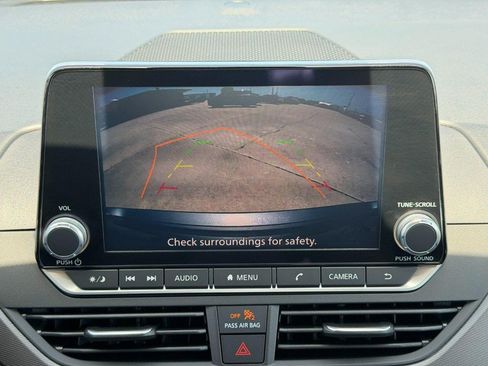 Used 2025 Nissan Altima 2.5 SR AWD/4WD image 35