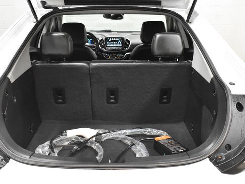 Used 2018 Chevrolet Volt Premier image 22