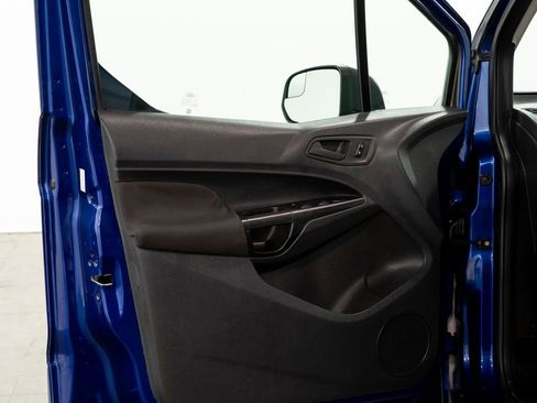 Used 2017 Ford Transit Connect XL image 6