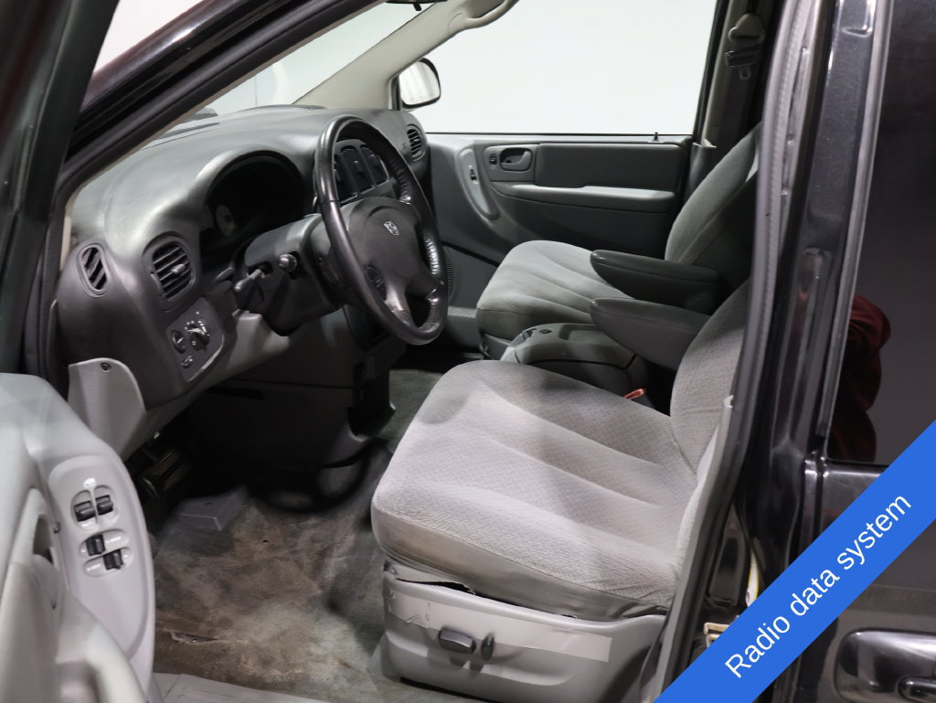 Used 2005 Dodge Grand Caravan SXT FWD image 2