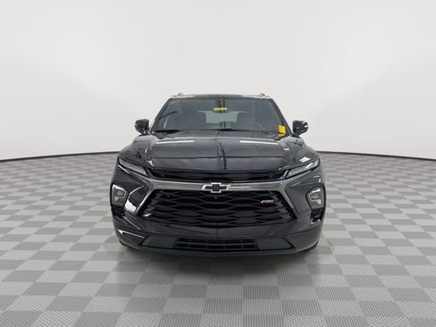 Certified 2023 Chevrolet Blazer RS w/ Driver Confidence II Package image 4