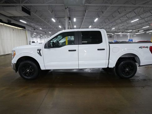 Used 2022 Ford F150 XLT w/ Trailer Tow Package image 25