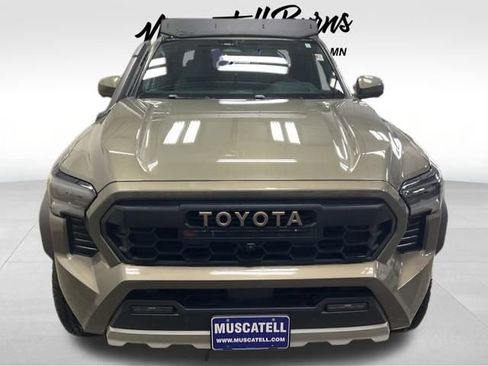 Used 2024 Toyota Tacoma TRD Off-Road image 2