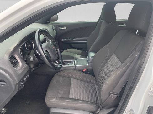 Used 2023 Dodge Charger SXT RWD image 19