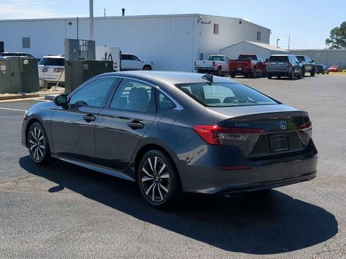 Used 2024 Honda Civic EX image 6