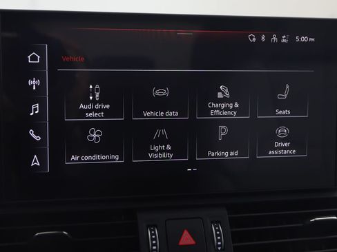 Used 2021 Audi Q5 e Prestige w/ Prestige Package AWD/4WD image 36