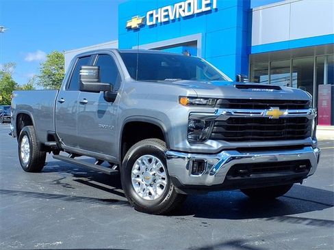 Used 2025 Chevrolet Silverado 2500 LT w/ All Star Edition image 2