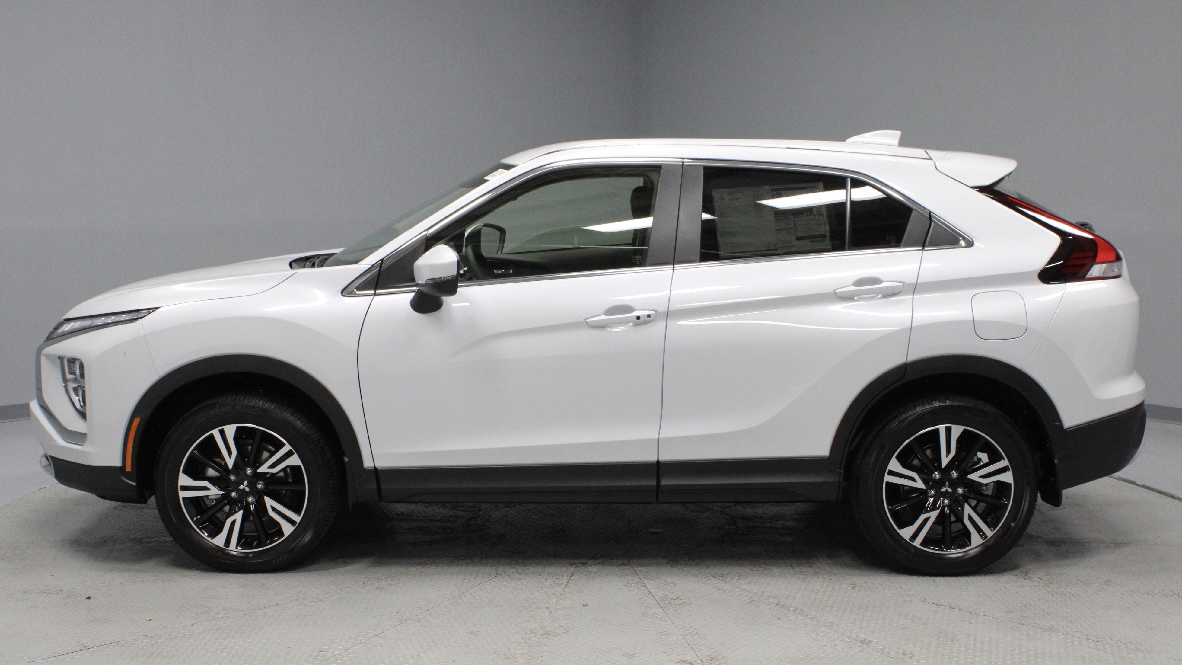 New 2026 Mitsubishi Eclipse Cross SE AWD/4WD image 5