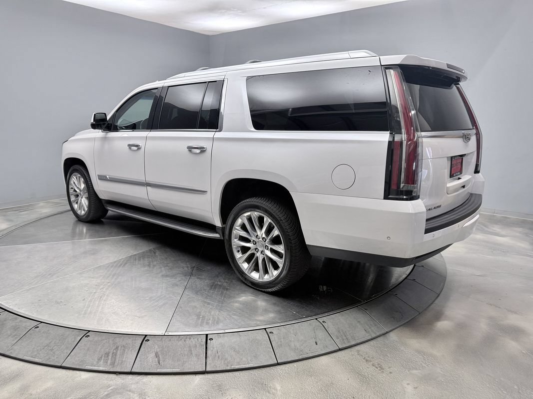Used 2018 Cadillac Escalade ESV Luxury AWD/4WD image 7
