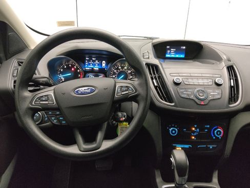 Used 2019 Ford Escape S image 22