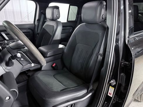 Used 2023 Land Rover Defender 110 V8 AWD/4WD image 17