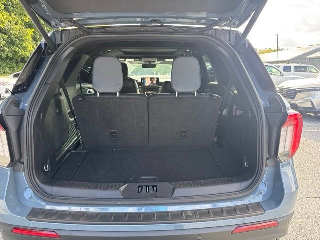 Used 2025 Ford Explorer ST w/ Sun And Sound Package RWD image 23