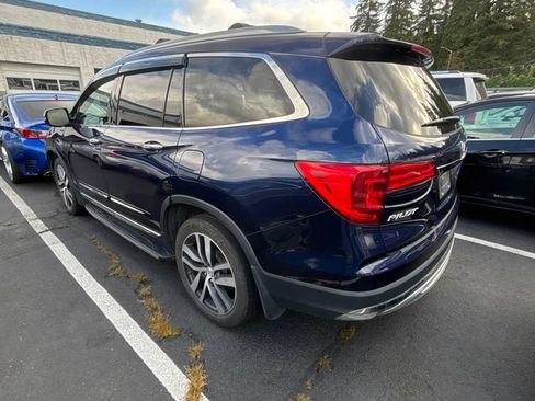 Used 2018 Honda Pilot Elite image 2
