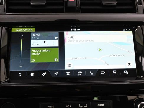 Used 2017 Land Rover Discovery HSE image 29