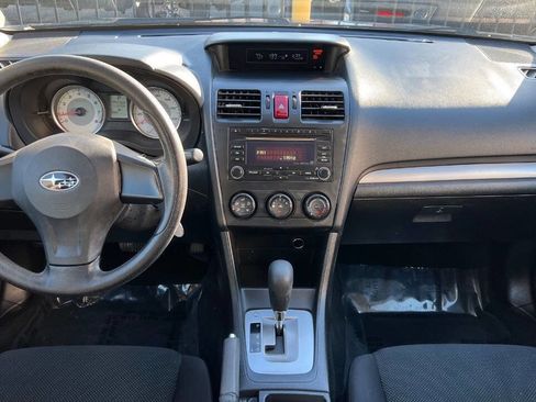 Used 2012 Subaru Impreza 2.0i image 11