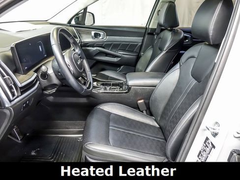 Used 2024 Kia Sorento SX image 12