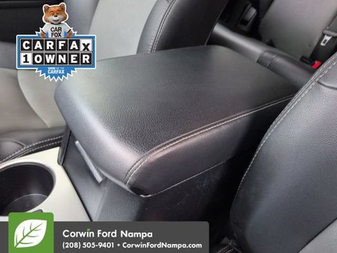 Used 2021 Toyota 4Runner SR5 Premium w/ Moonroof Package AWD/4WD image 18