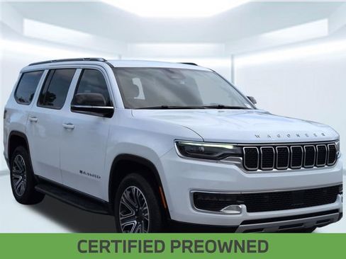 Used 2024 Jeep Wagoneer Series II w/ Flexible Seating Group image 8