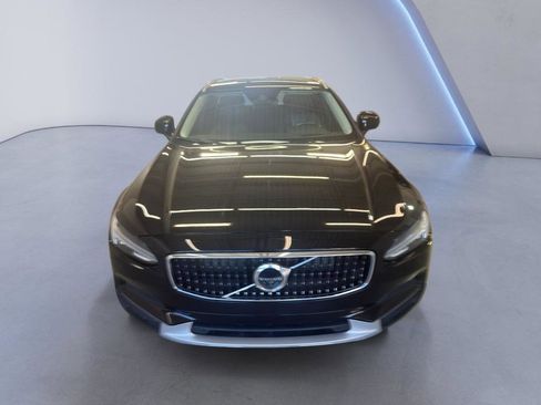 Used 2020 Volvo V90 T6 Cross Country w/ Protection Package Premier image 2