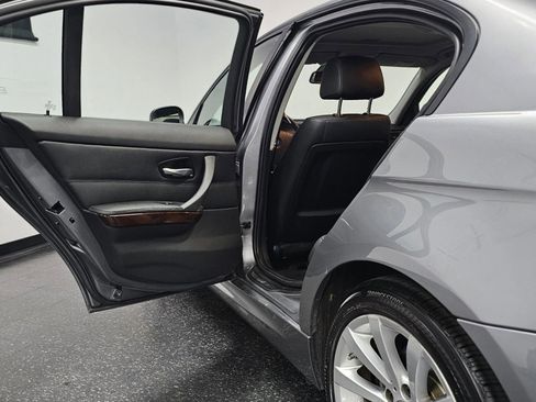 Used 2011 BMW 328i Sedan RWD image 24