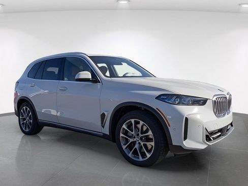 New 2026 BMW X5 xDrive50e image 12