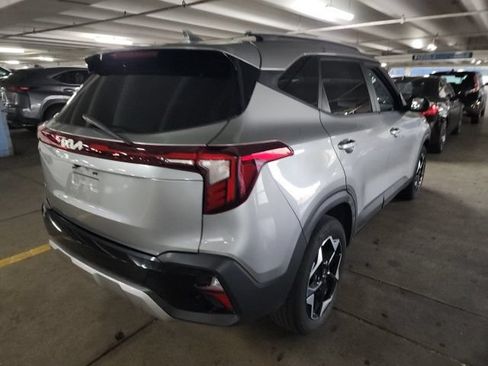 Certified 2025 Kia Seltos S FWD image 3