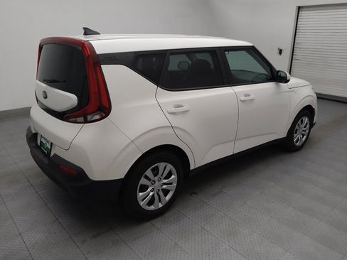Used 2020 Kia Soul LX image 10