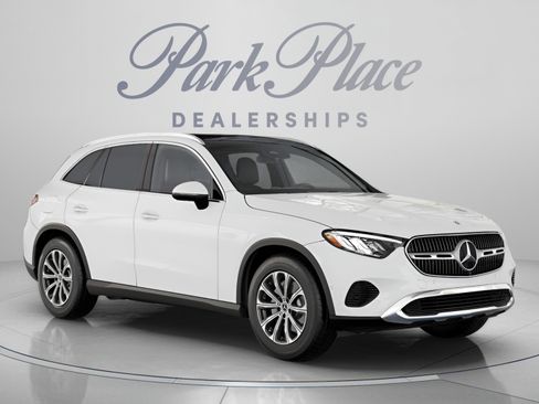 Certified 2026 Mercedes-Benz GLC 300 image 32