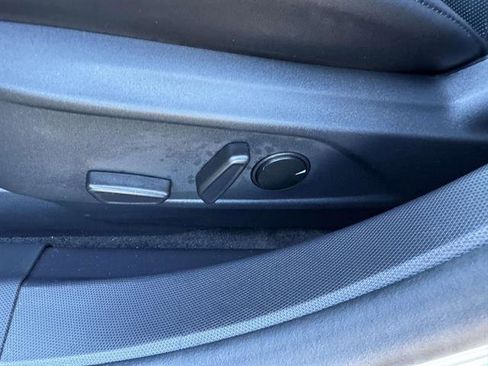 Used 2025 Ford Mustang Mach-E Premium image 9