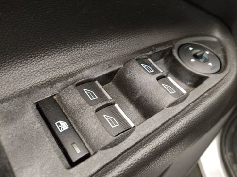 Used 2017 Ford Escape Titanium AWD/4WD image 27