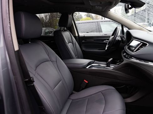 Used 2020 Buick Enclave Premium w/ Sun and Sites Package AWD/4WD image 26