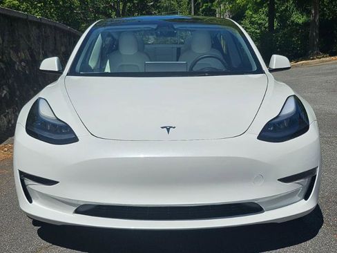 Used 2023 Tesla Model 3 Standard Range image 5