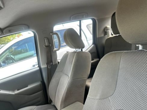 Used 2019 Nissan Frontier SV RWD image 45