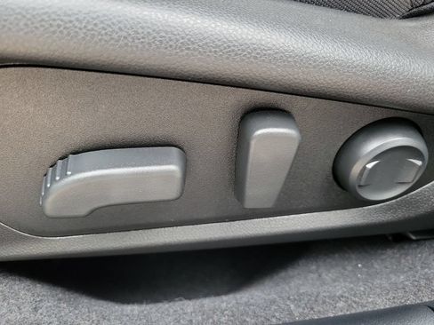 Certified 2026 Subaru Outback Premium AWD/4WD image 17
