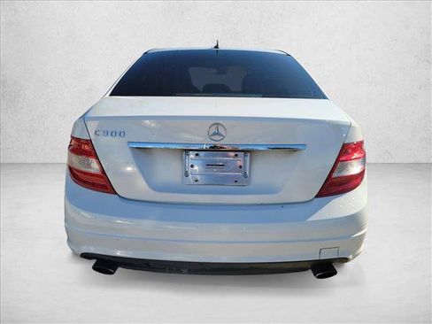 Used 2009 Mercedes-Benz C 300 Sport image 6
