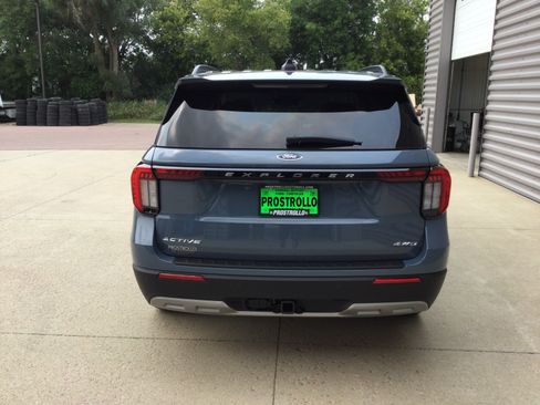 New 2026 Ford Explorer Active AWD/4WD image 4