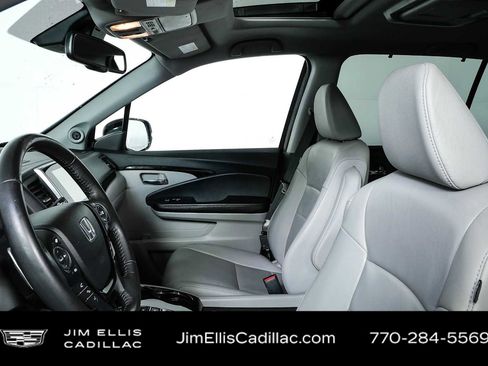 Used 2018 Honda Pilot Touring image 5
