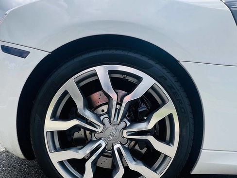 Used 2011 Audi R8 V10 AWD/4WD image 31