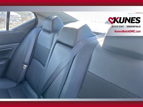 Used 2024 Nissan Altima 2.5 SR image 33