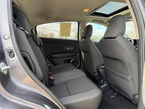 Used 2022 Honda HR-V EX image 10
