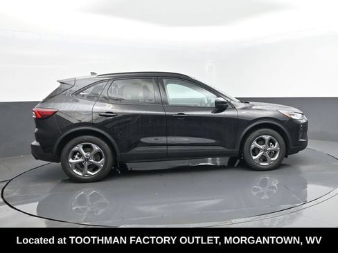 Used 2025 Ford Escape ST-Line AWD/4WD image 4