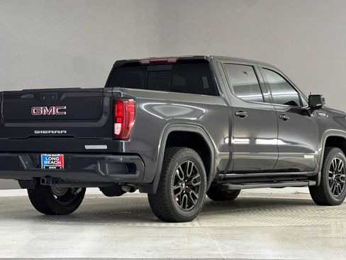 Used 2022 GMC Sierra 1500 Elevation w/ Elevation Premium Package RWD image 9
