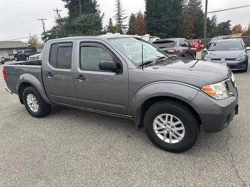 Used 2019 Nissan Frontier SV image 15