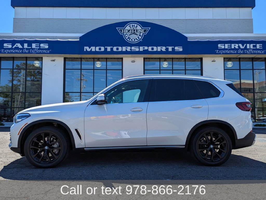 Used 2021 BMW X5 xDrive40i w/ Premium Package AWD/4WD image 1