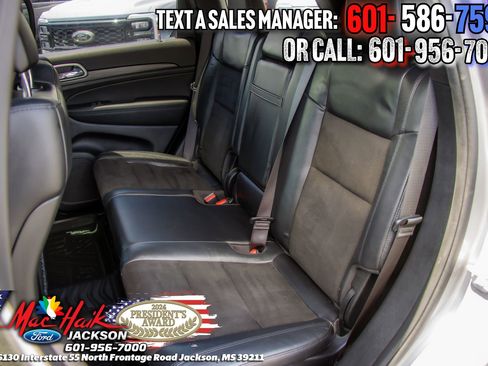 Used 2021 Jeep Grand Cherokee Laredo X RWD image 9