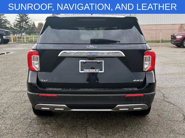 Used 2022 Ford Explorer XLT w/ Equipment Group 202A AWD/4WD image 4