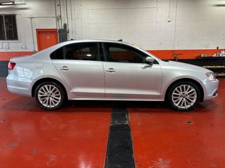 Used 2012 Volkswagen Jetta SEL video 1
