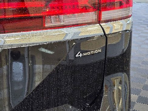 New 2026 Volkswagen Atlas SE image 15